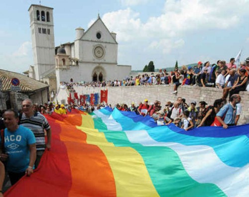 Perugia-Assisi_marcia-della-pace