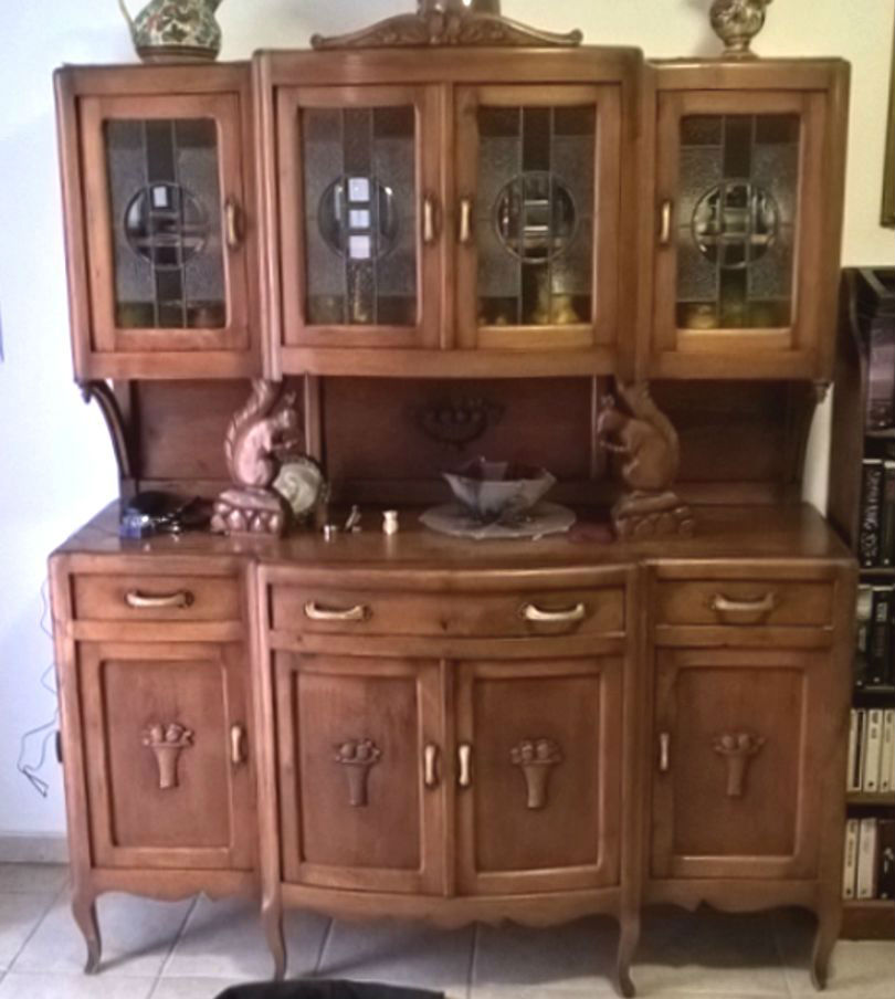 credenza