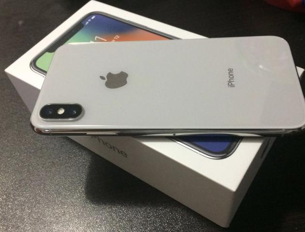 Apple  iPhone  X