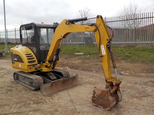 Caterpillar 302.5C 2010 (4)